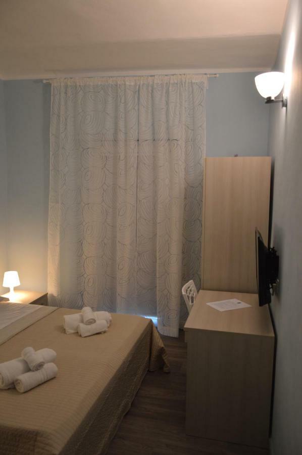 La Gemma Nel Borgo B&B Термоли Экстерьер фото