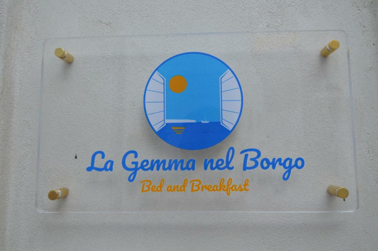La Gemma Nel Borgo B&B Термоли Экстерьер фото