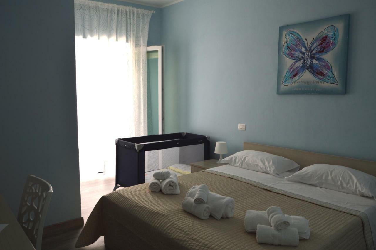 La Gemma Nel Borgo B&B Термоли Экстерьер фото