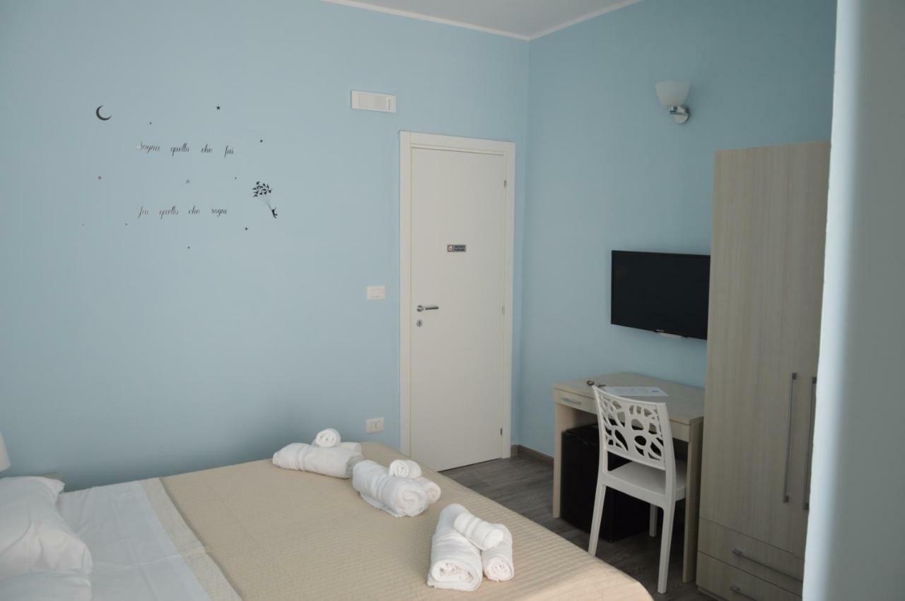 La Gemma Nel Borgo B&B Термоли Экстерьер фото